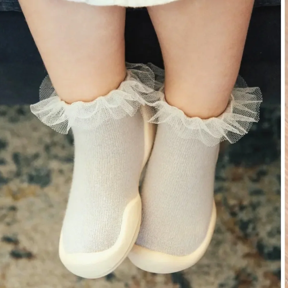 Komuello Adorable Cream Ruffle Baby Socks Size 5